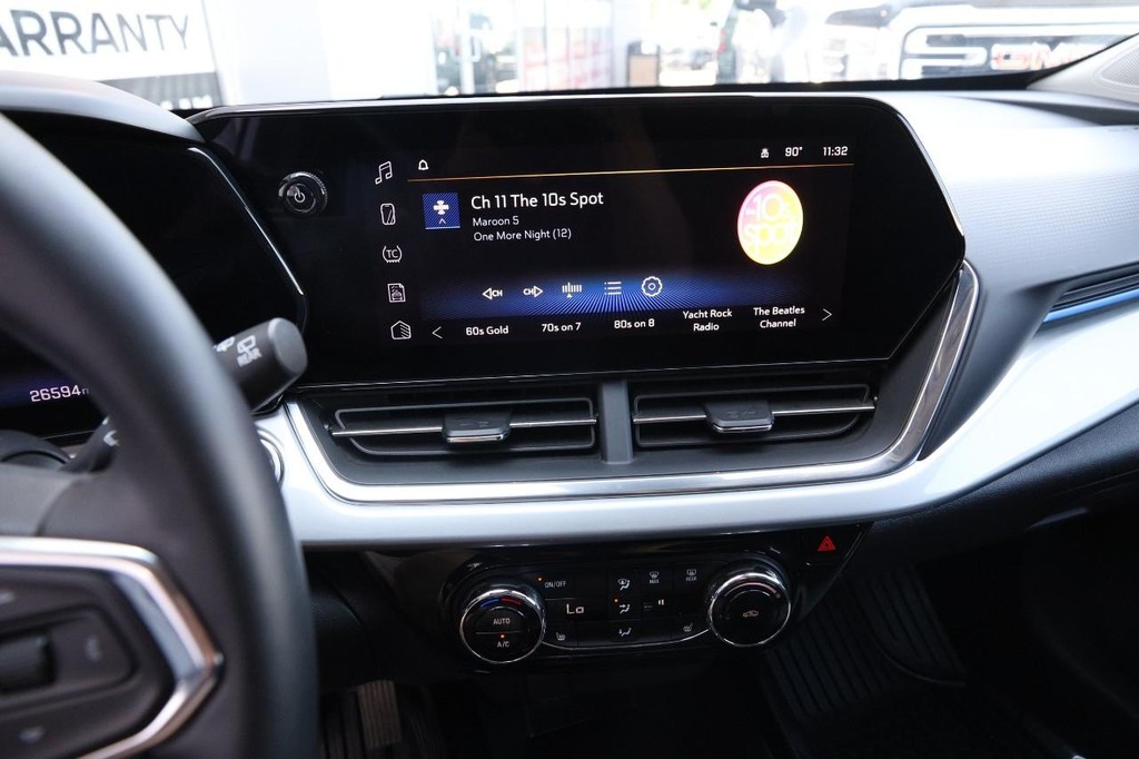 Chevrolet Trax Vehicle Image 14