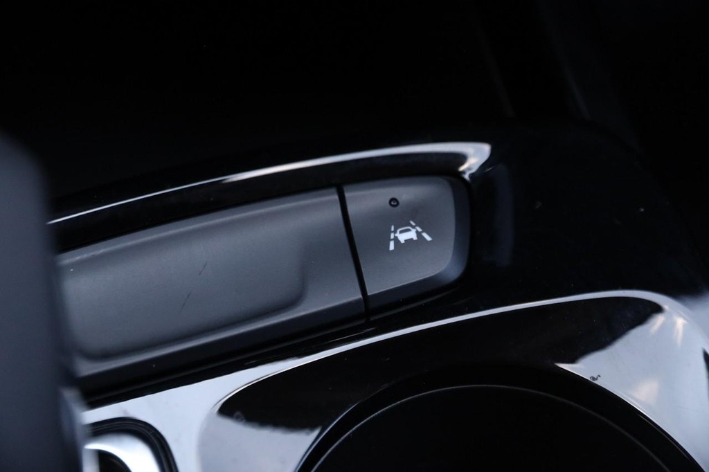 Chevrolet Trax Vehicle Image 19