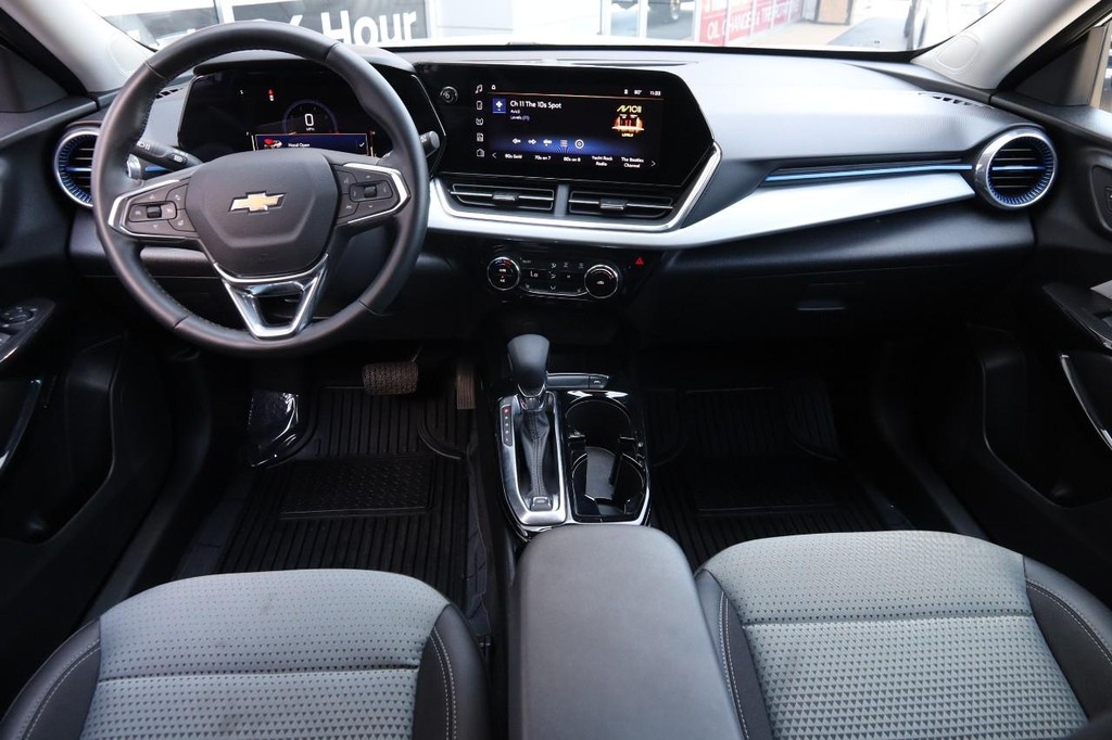 Chevrolet Trax Vehicle Image 21