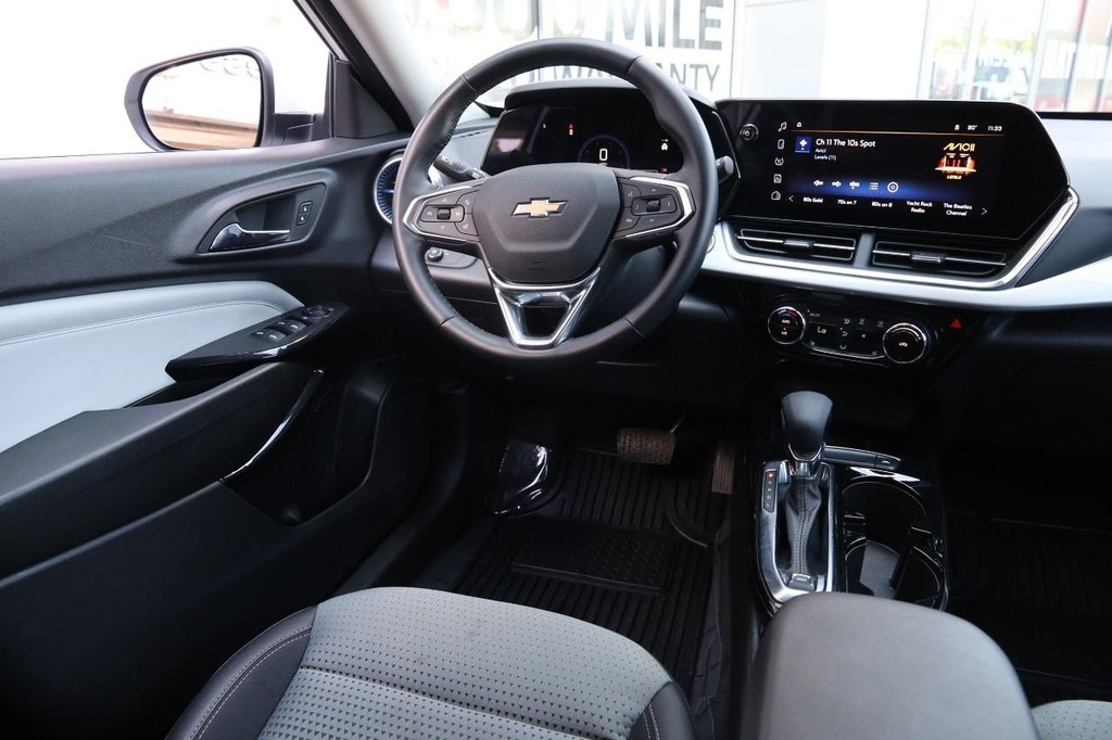 Chevrolet Trax Vehicle Image 22