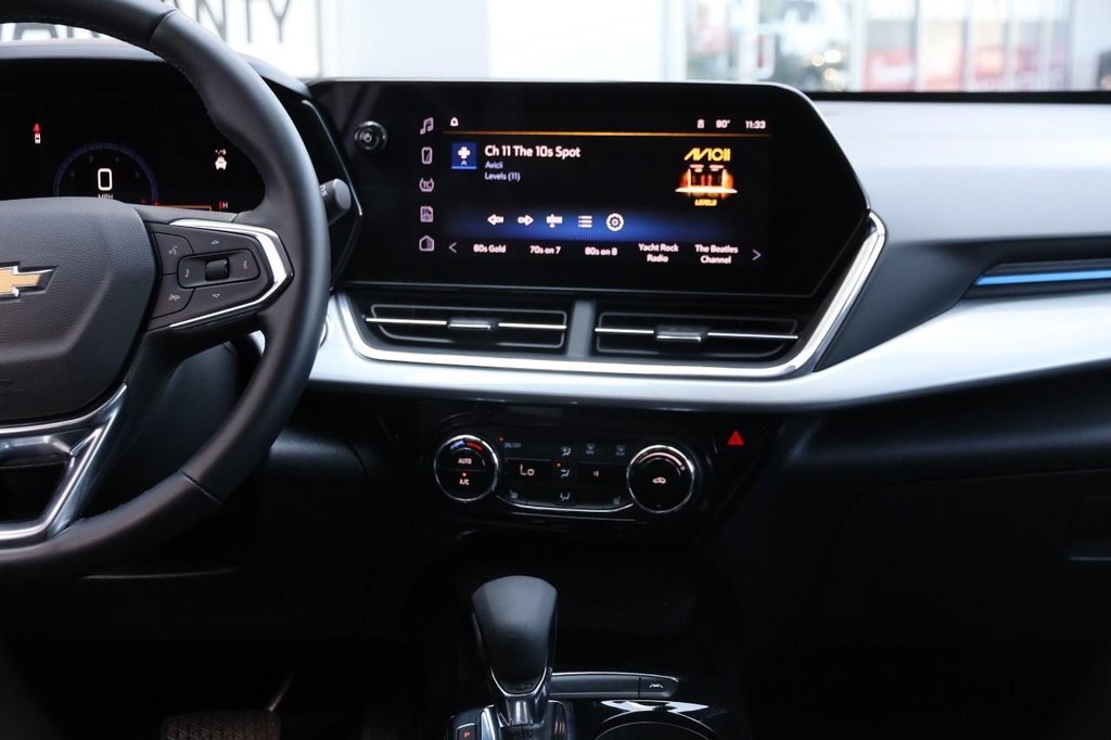 Chevrolet Trax Vehicle Image 24