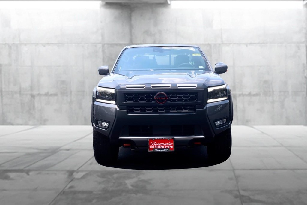 Nissan Frontier Vehicle Image 04