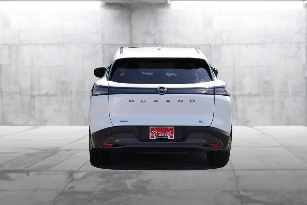 Nissan Murano Vehicle Image 06
