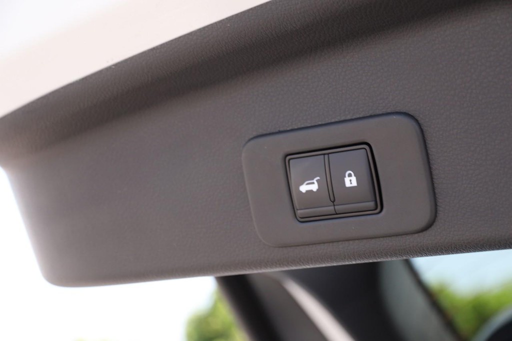 Nissan Murano Vehicle Image 08