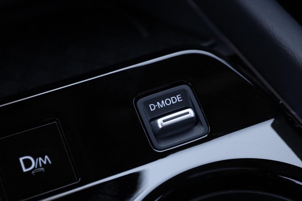 Nissan Murano Vehicle Image 23