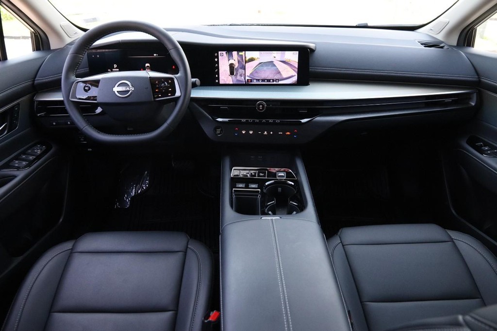 Nissan Murano Vehicle Image 25