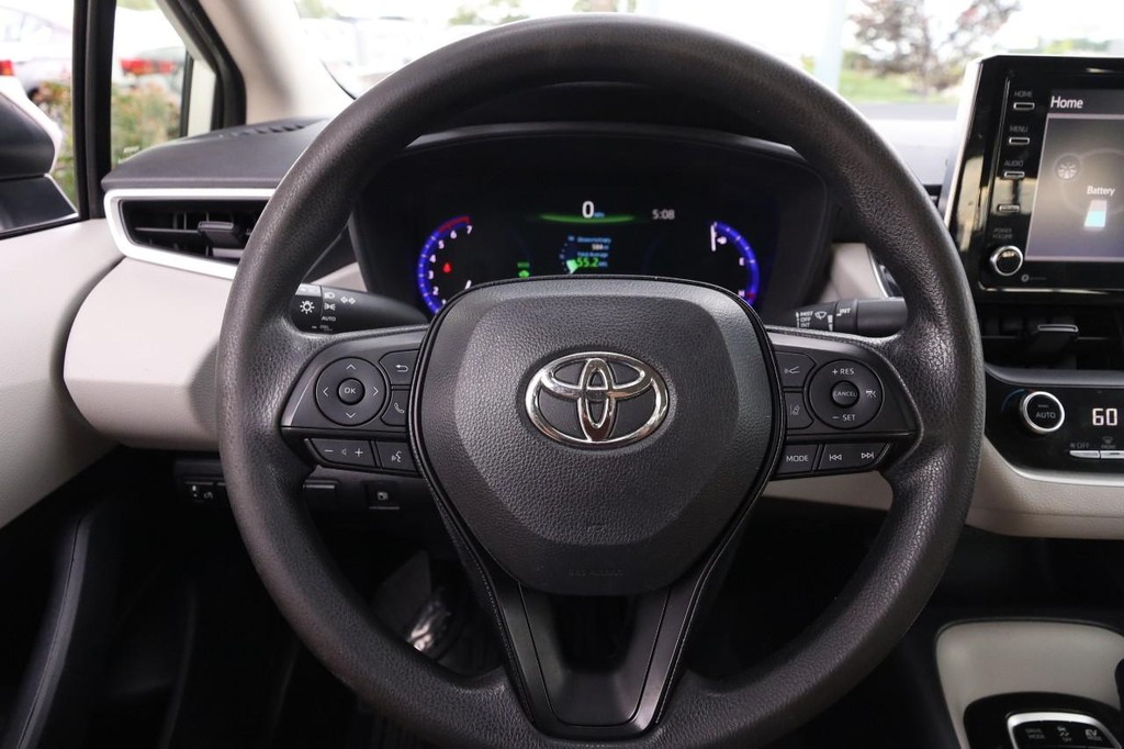 Toyota Corolla Vehicle Full-screen Gallery Image 10