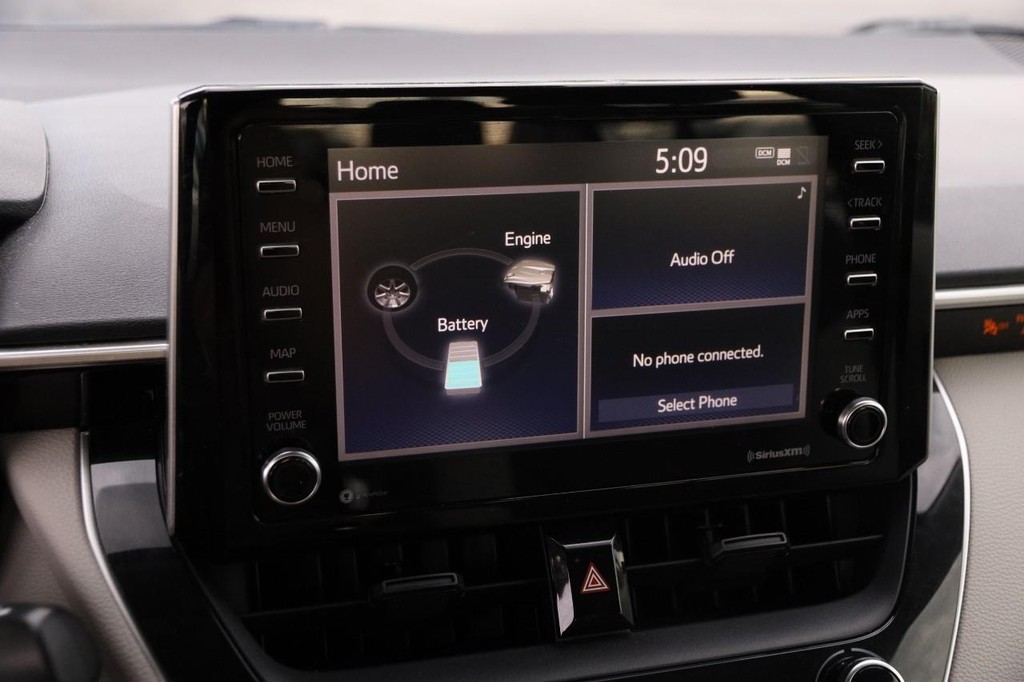 Toyota Corolla Vehicle Full-screen Gallery Image 16