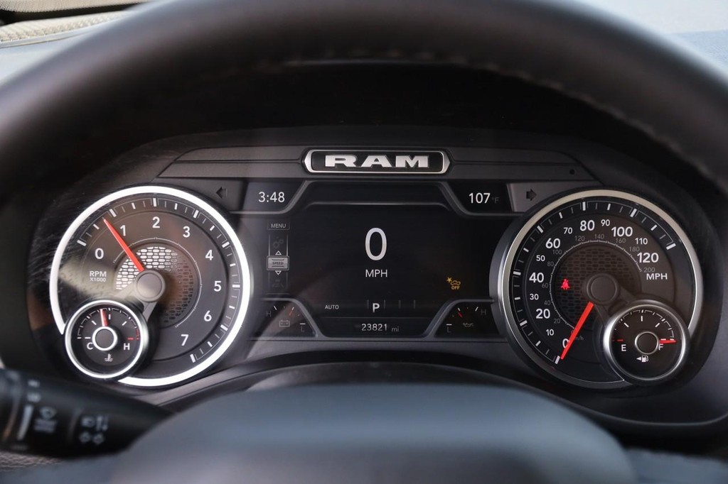 Ram 1500 Vehicle Image 13
