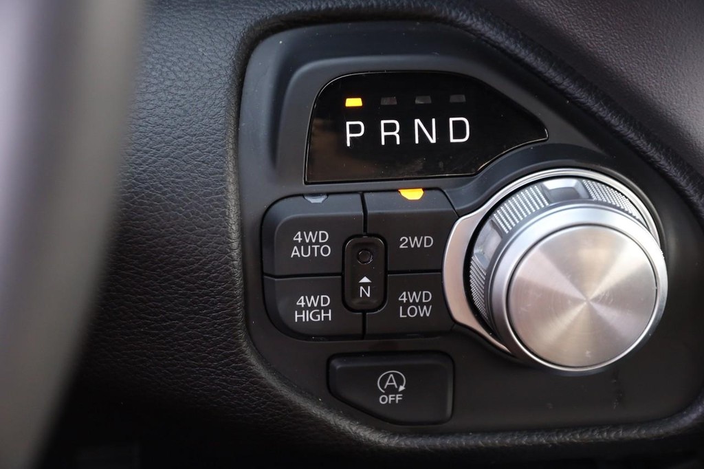 Ram 1500 Vehicle Image 15