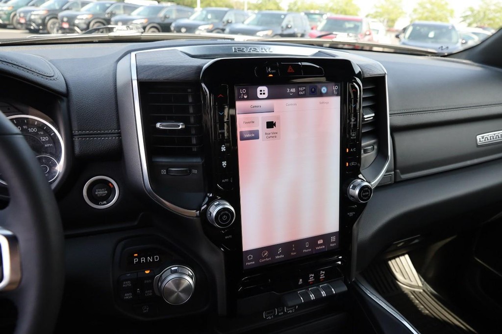 Ram 1500 Vehicle Image 16
