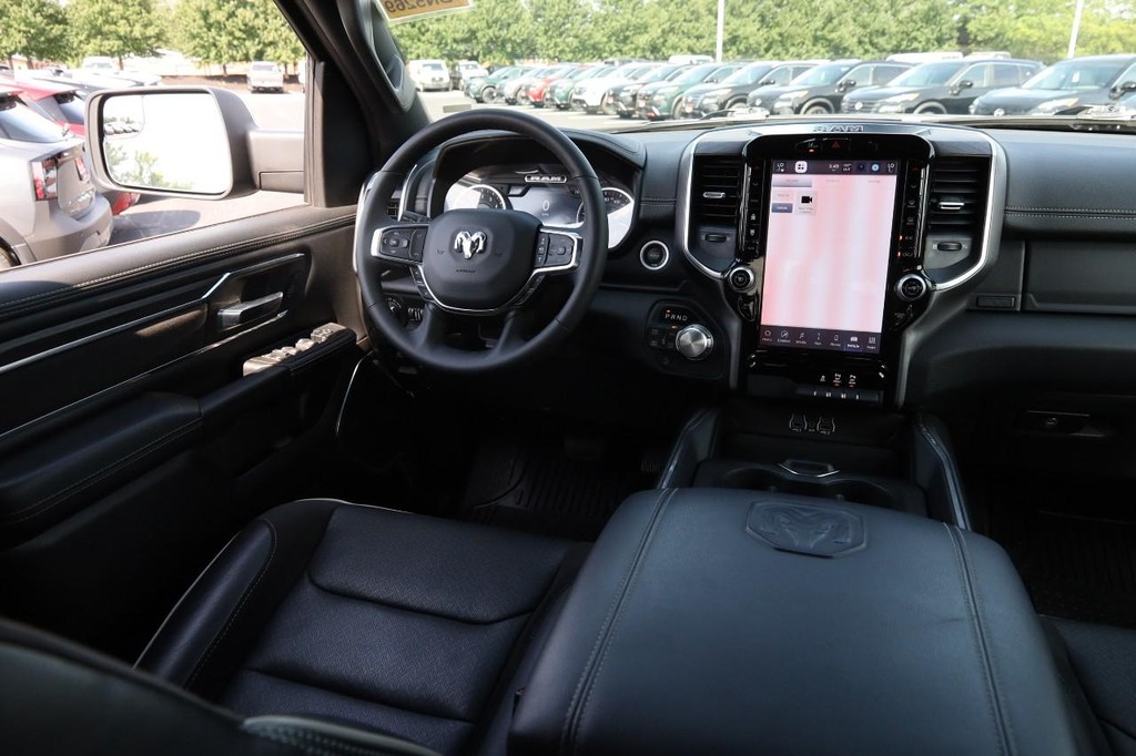 Ram 1500 Vehicle Image 22