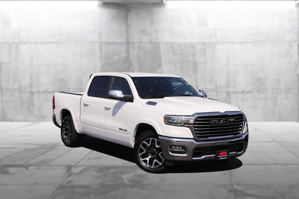 Ram 1500 Vehicle Image 02