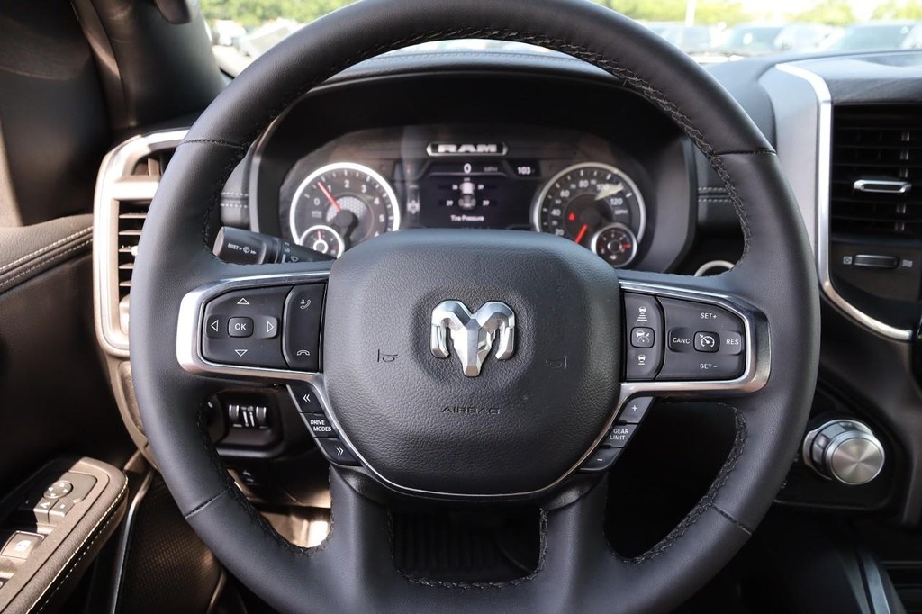 Ram 1500 Vehicle Image 10