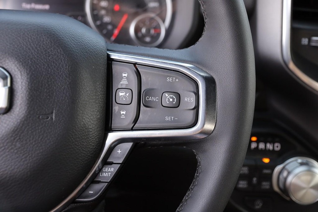 Ram 1500 Vehicle Image 12