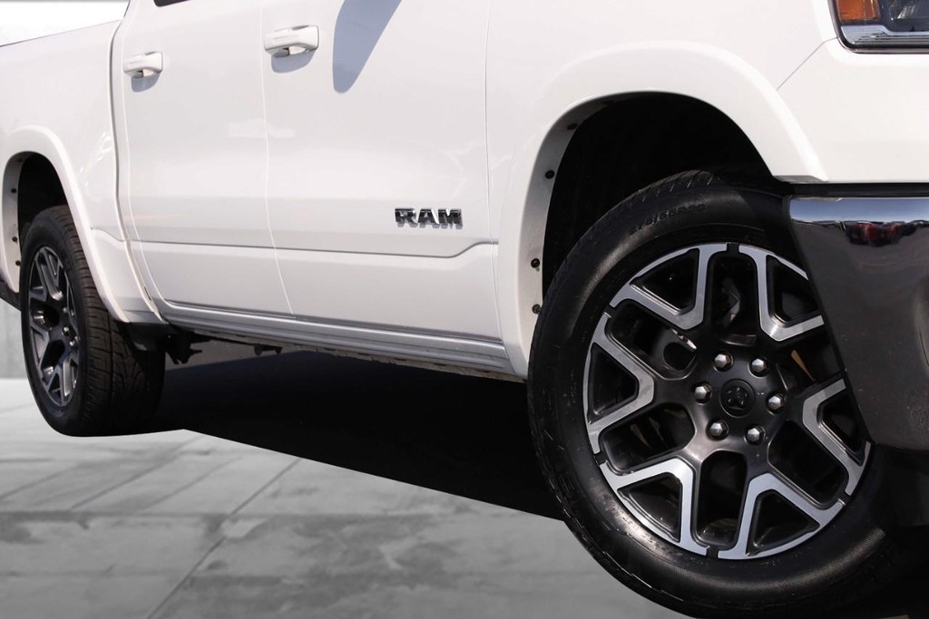 Ram 1500 Vehicle Image 03