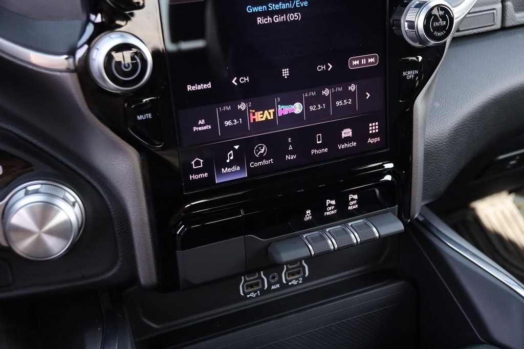 Ram 1500 Vehicle Image 19
