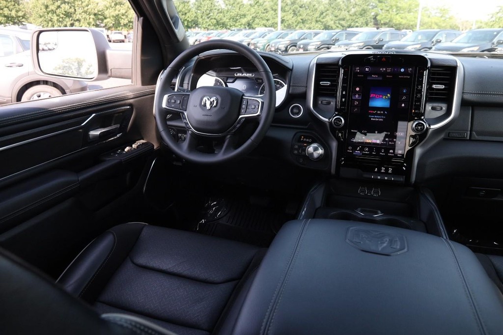 Ram 1500 Vehicle Image 23