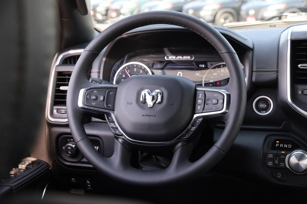 Ram 1500 Vehicle Image 24