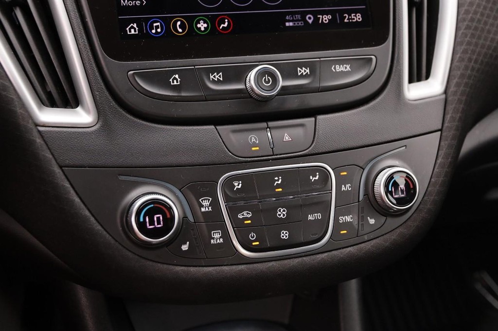 Chevrolet Malibu Vehicle Full-screen Gallery Image 18