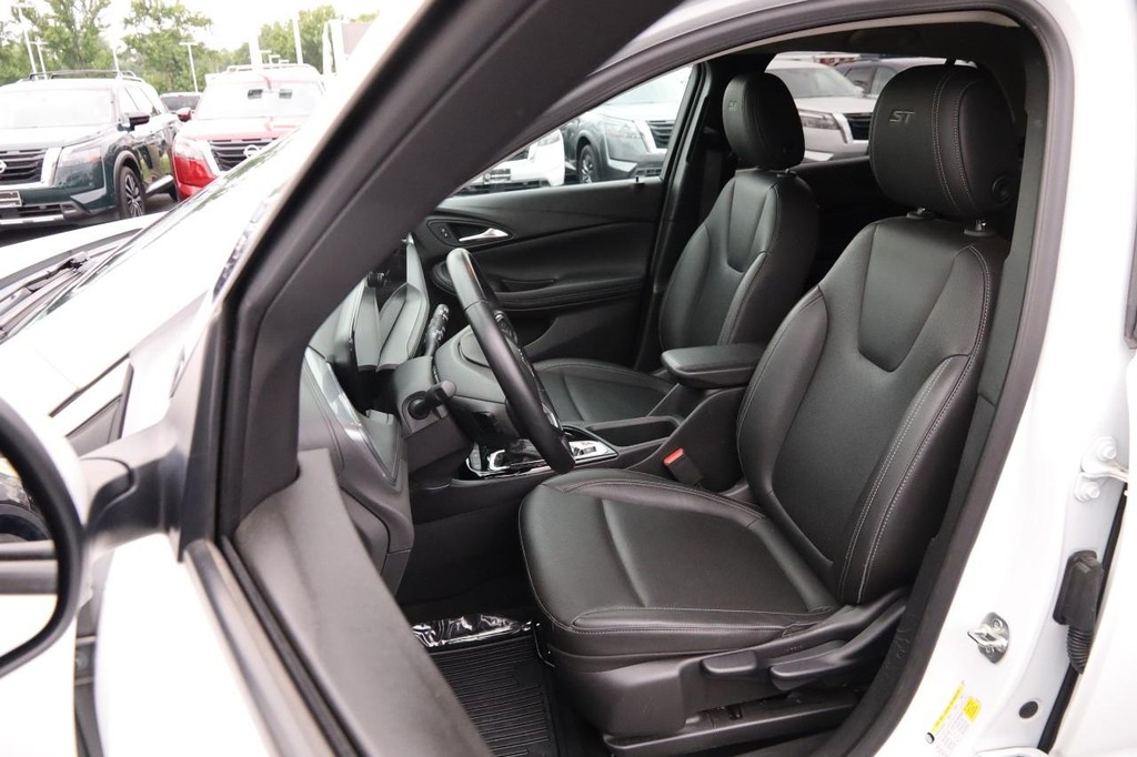 Buick Encore GX Vehicle Image 08