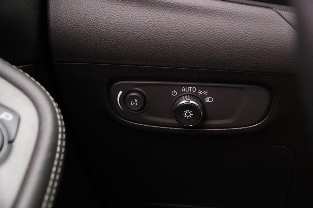 Buick Encore GX Vehicle Image 19