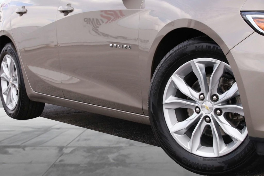 Chevrolet Malibu Vehicle Image 03