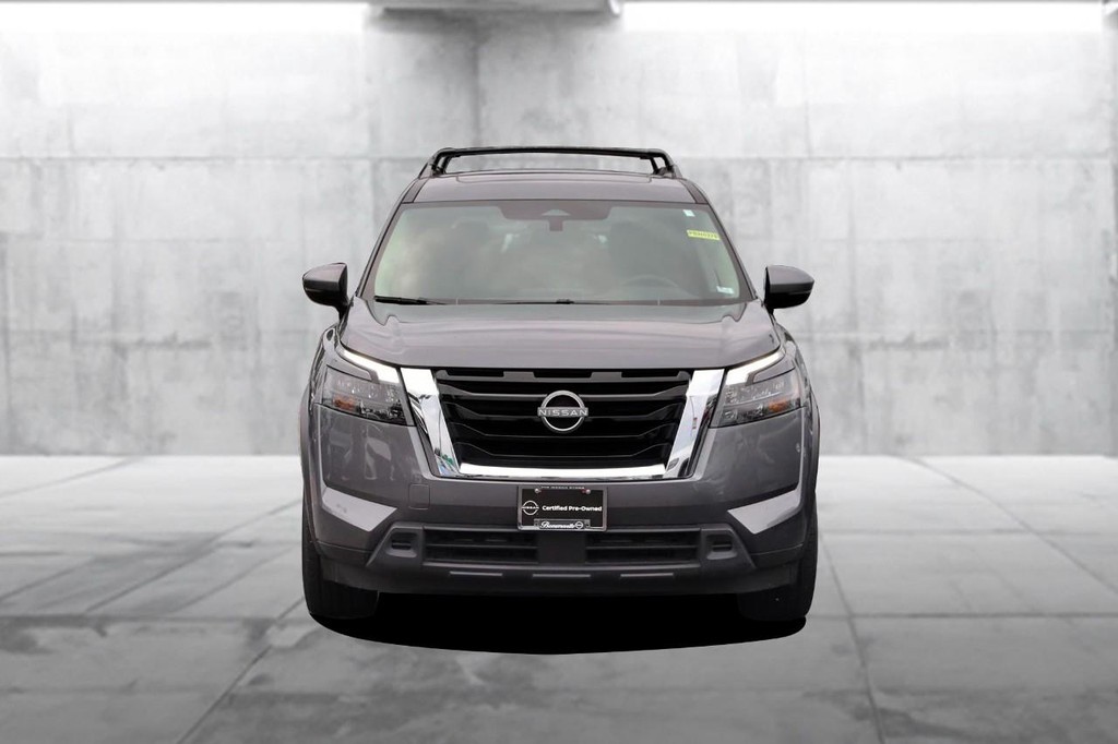 Nissan Pathfinder Vehicle Image 04