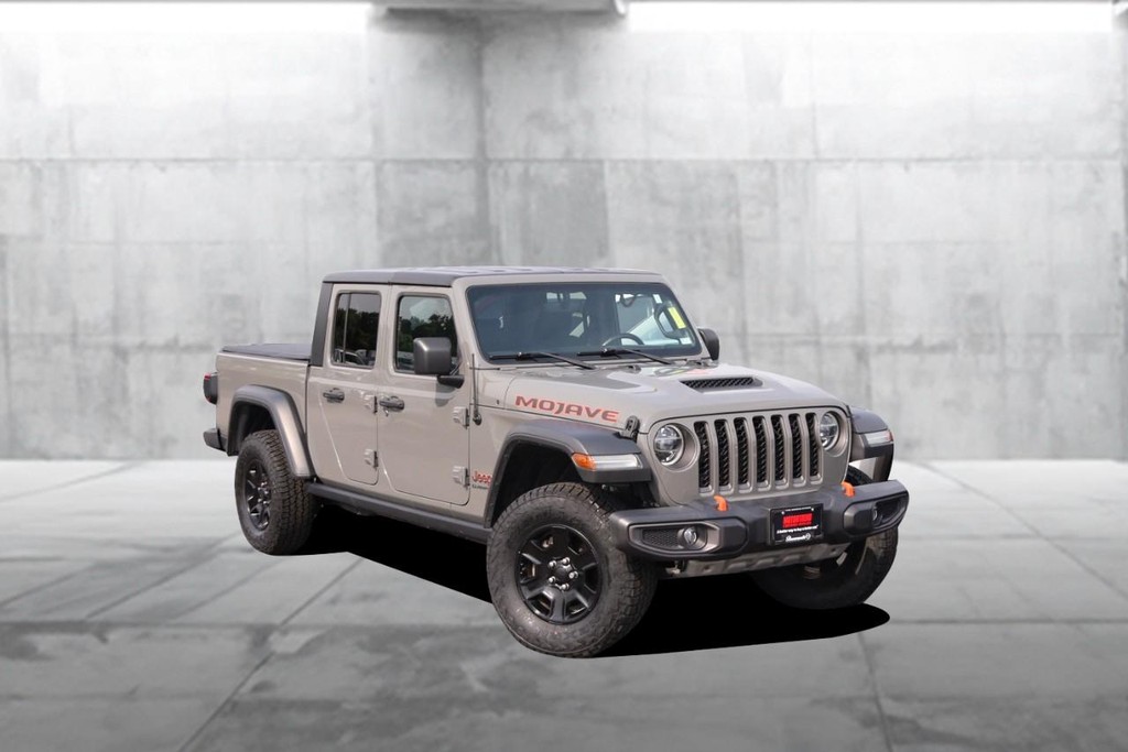 Jeep Gladiator Vehicle Image 02