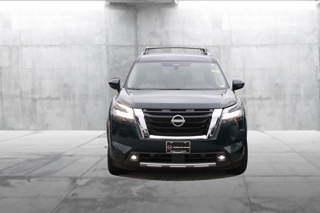 Nissan Pathfinder Vehicle Image 04