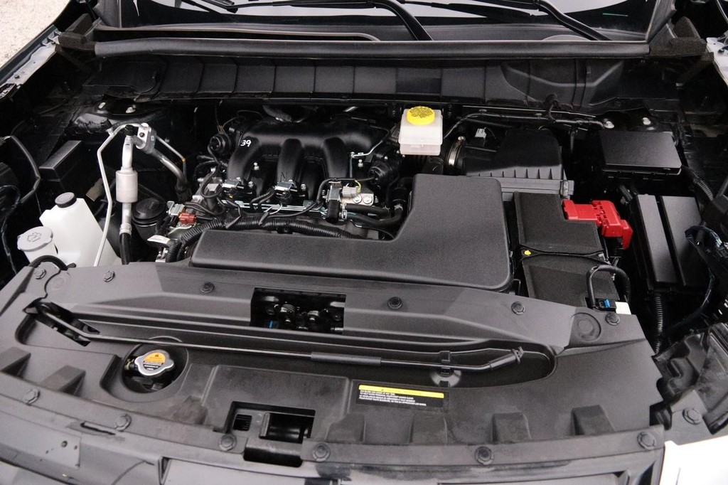 Nissan Pathfinder Vehicle Image 31