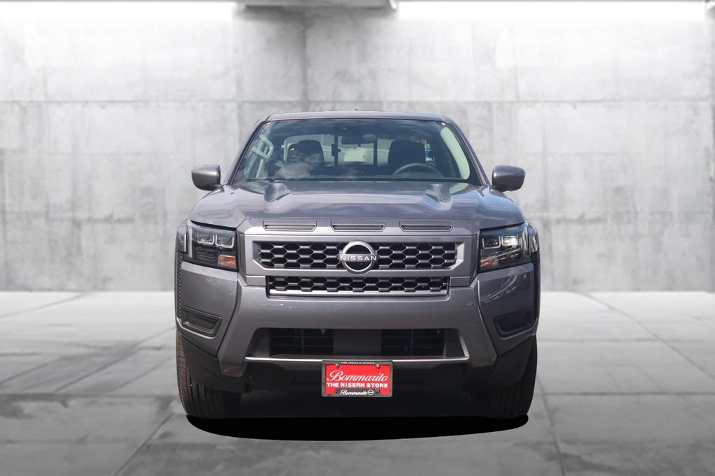 Nissan Frontier Vehicle Image 04