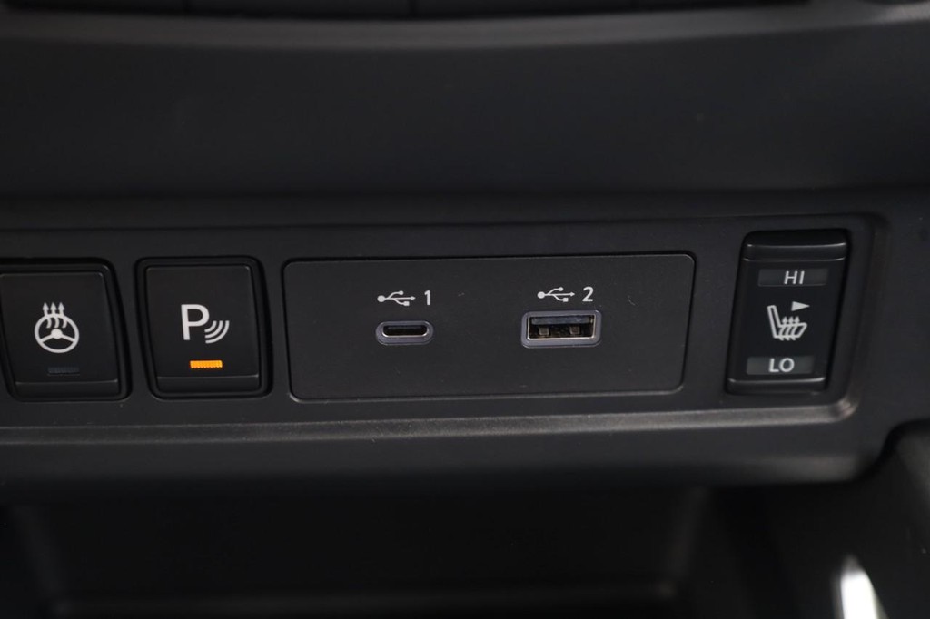 Nissan Frontier Vehicle Image 17