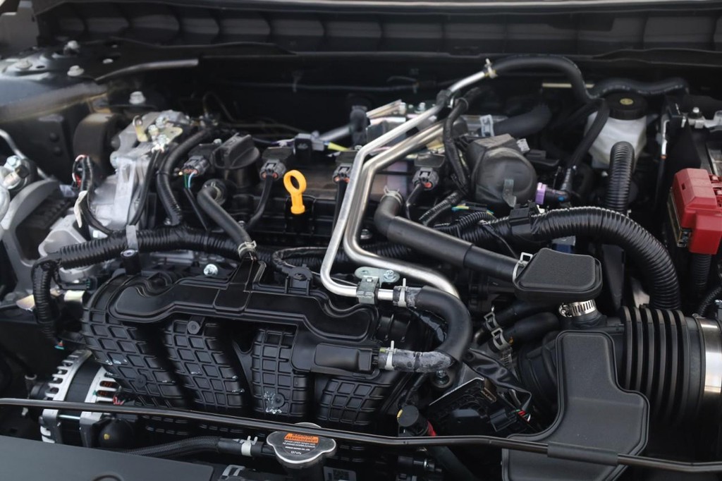 Nissan Altima Vehicle Image 24