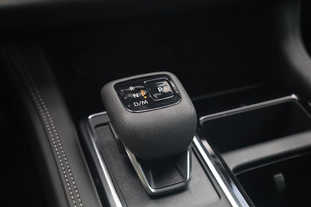 Nissan Pathfinder Vehicle Image 20