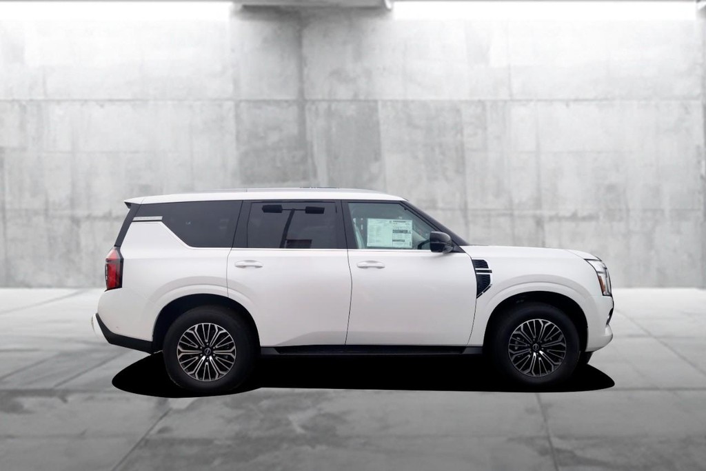 Nissan Armada Vehicle Image 05