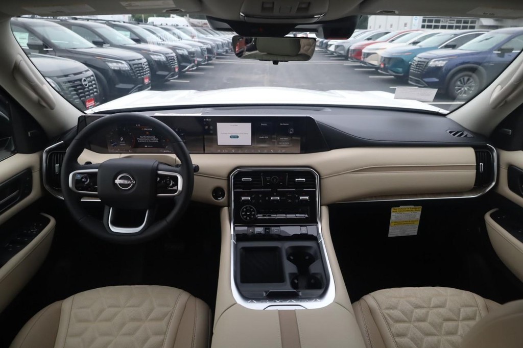 Nissan Armada Vehicle Image 07