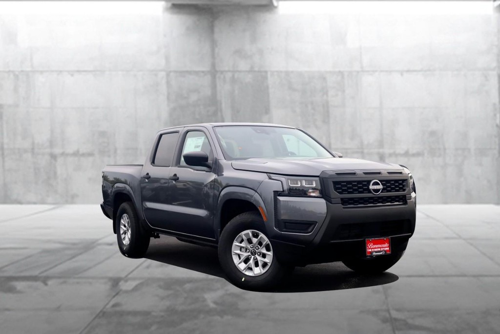 Nissan Frontier Vehicle Image 02