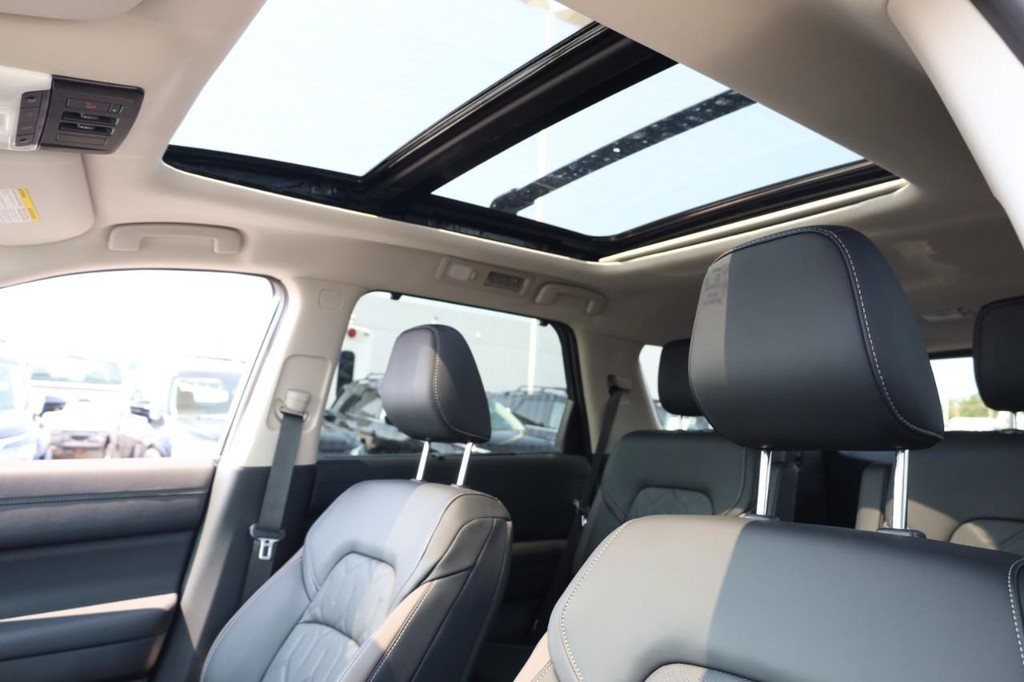 Nissan Pathfinder Vehicle Image 22