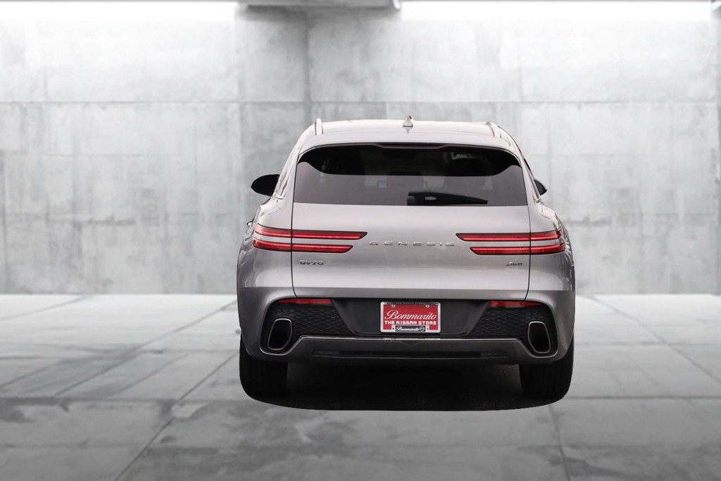 Genesis GV70 Vehicle Image 06