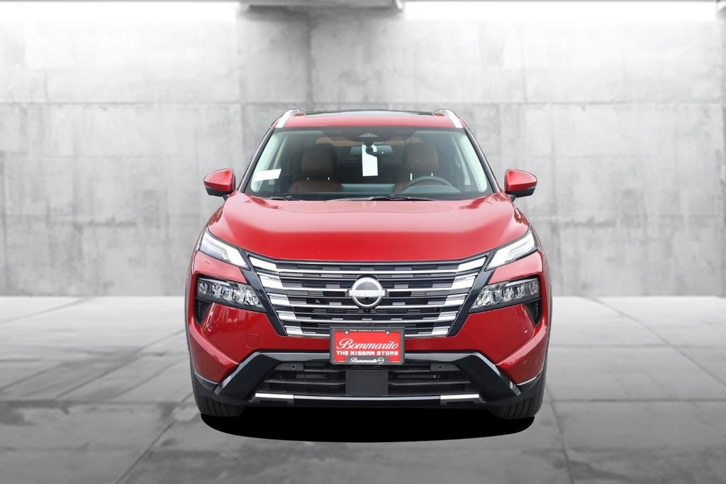 Nissan Rogue Vehicle Image 04