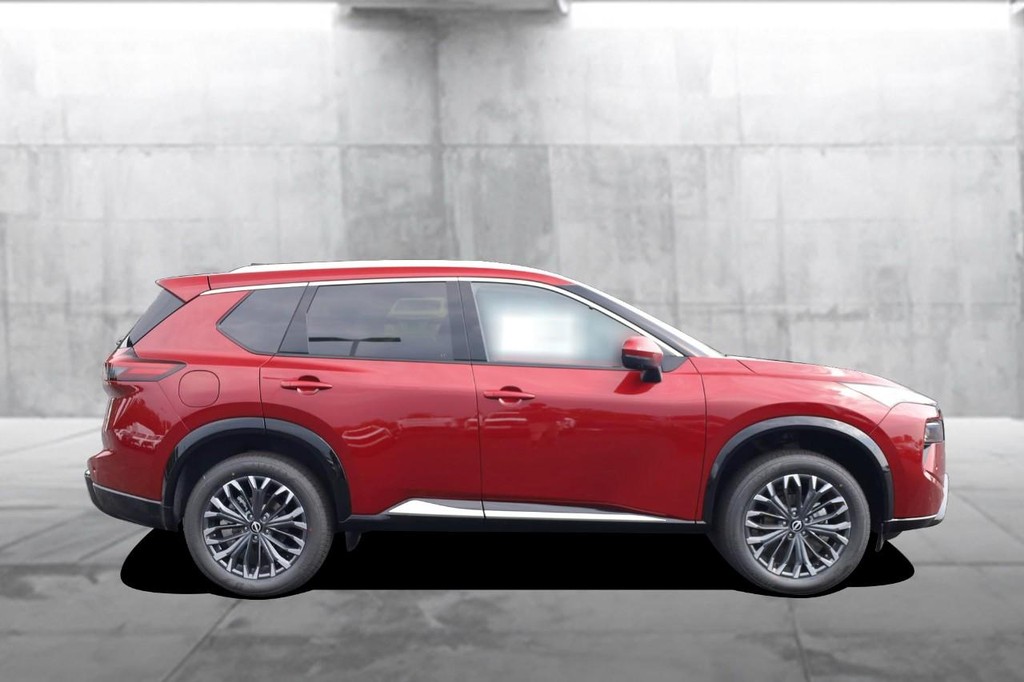 Nissan Rogue Vehicle Image 05