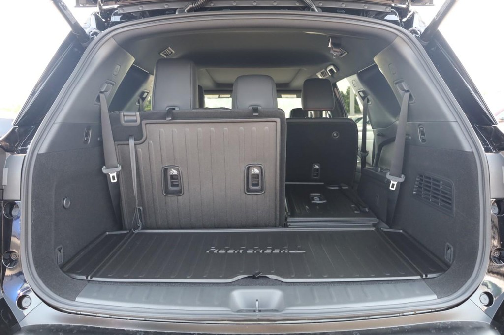 Nissan Pathfinder Vehicle Image 08