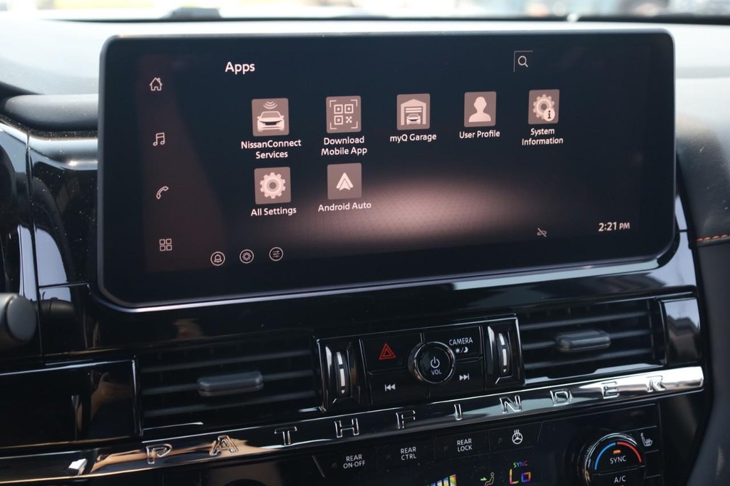 Nissan Pathfinder Vehicle Image 13