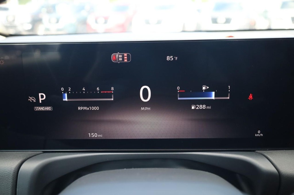 Nissan Sentra Vehicle Image 13