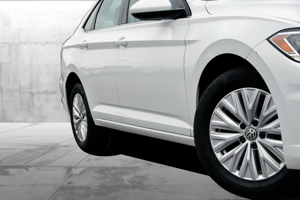 Volkswagen Jetta Vehicle Image 03
