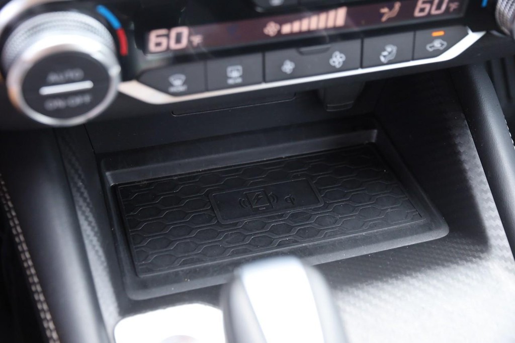 Nissan Altima Vehicle Image 20