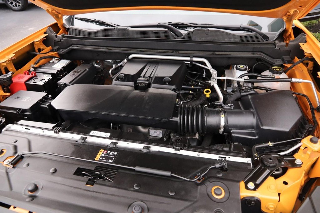 GMC Canyon Vehicle Full-screen Gallery Image 29