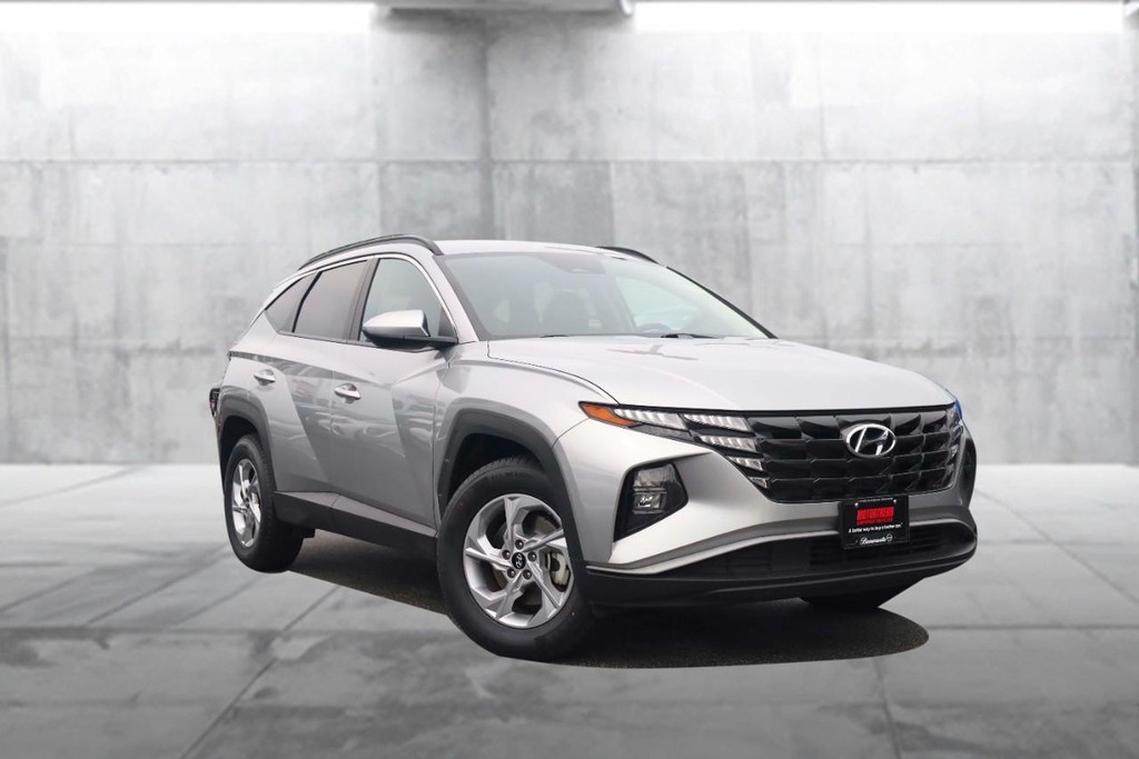 Hyundai Tucson Vehicle Image 02