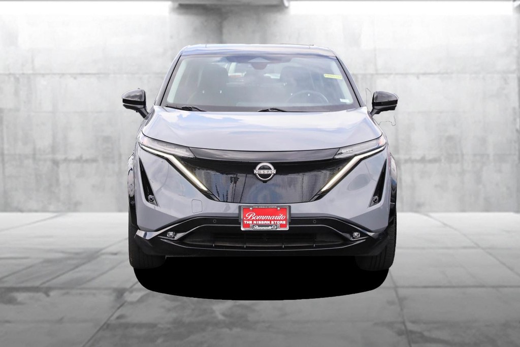 Nissan ARIYA Vehicle Full-screen Gallery Image 4